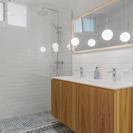 Lux First Line To The *