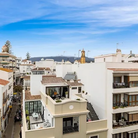 Apartment Lux First Line To The