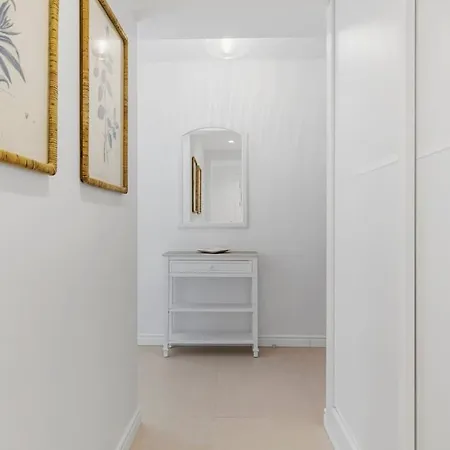 Lux First Line To The Estepona