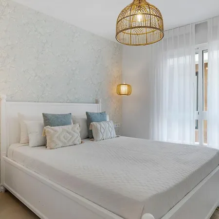 Lux First Line To The Estepona